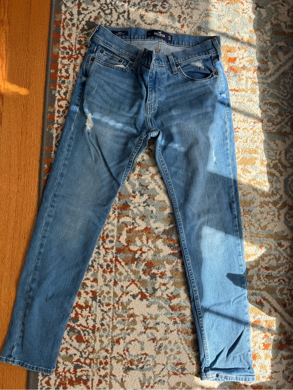 Hollister Men's Blue Skinny Jeans - Mid Wash